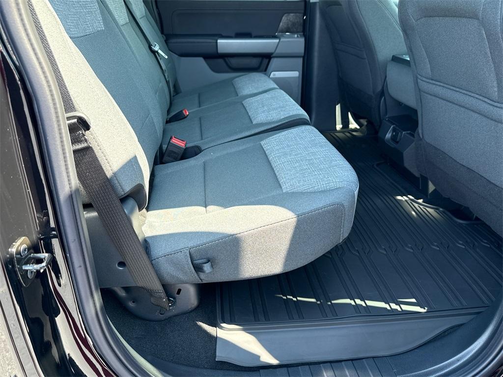 new 2025 Ford F-250 car, priced at $67,700