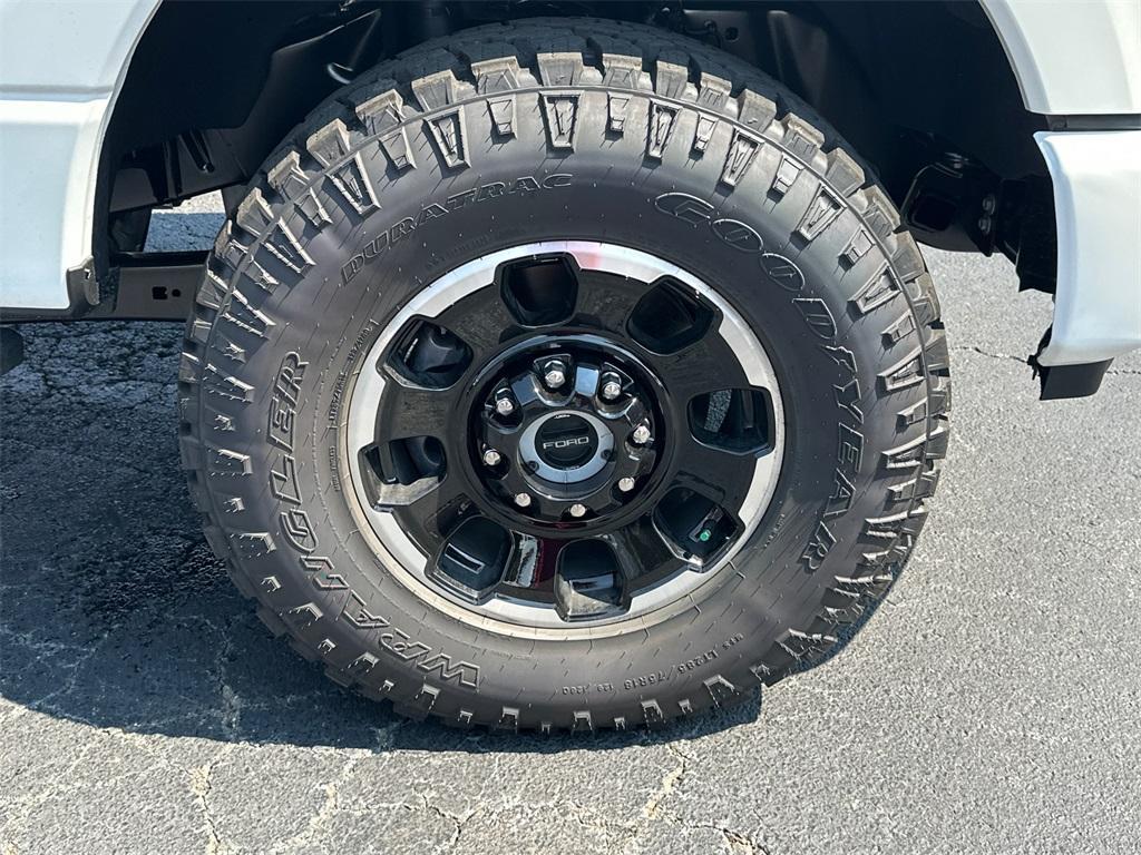 new 2025 Ford F-350 car, priced at $90,595