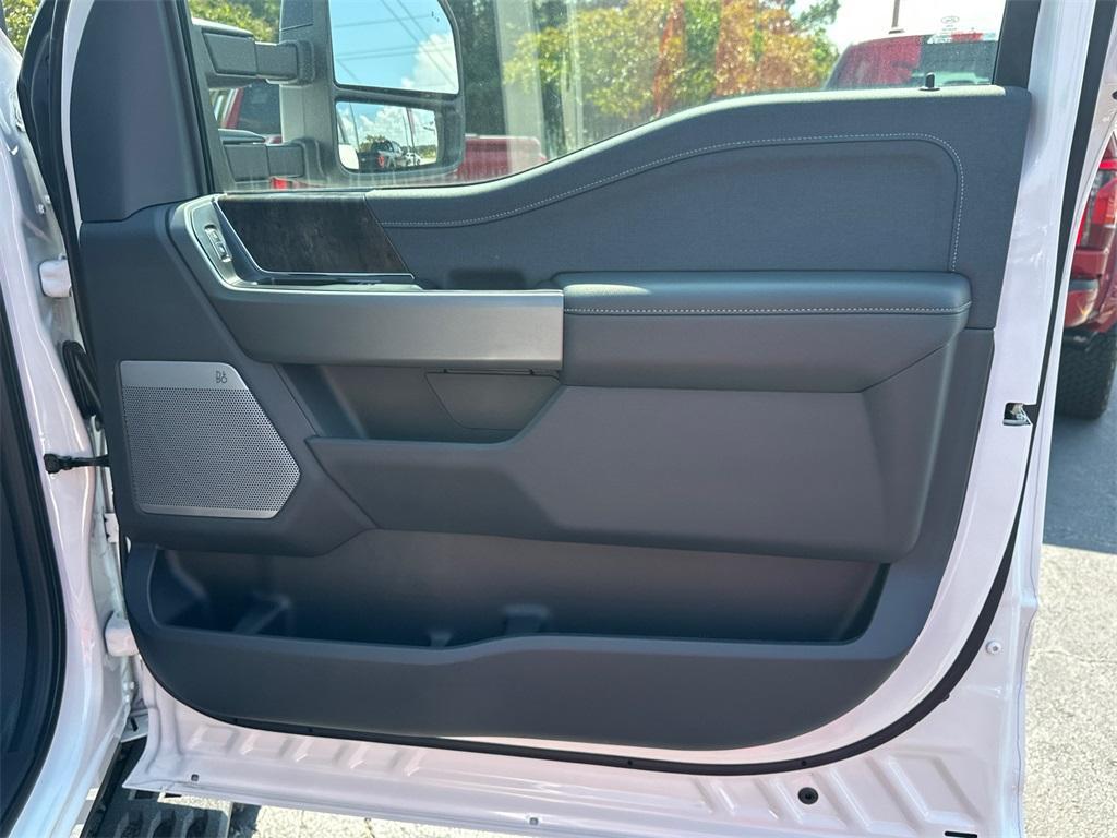 new 2025 Ford F-350 car, priced at $90,595