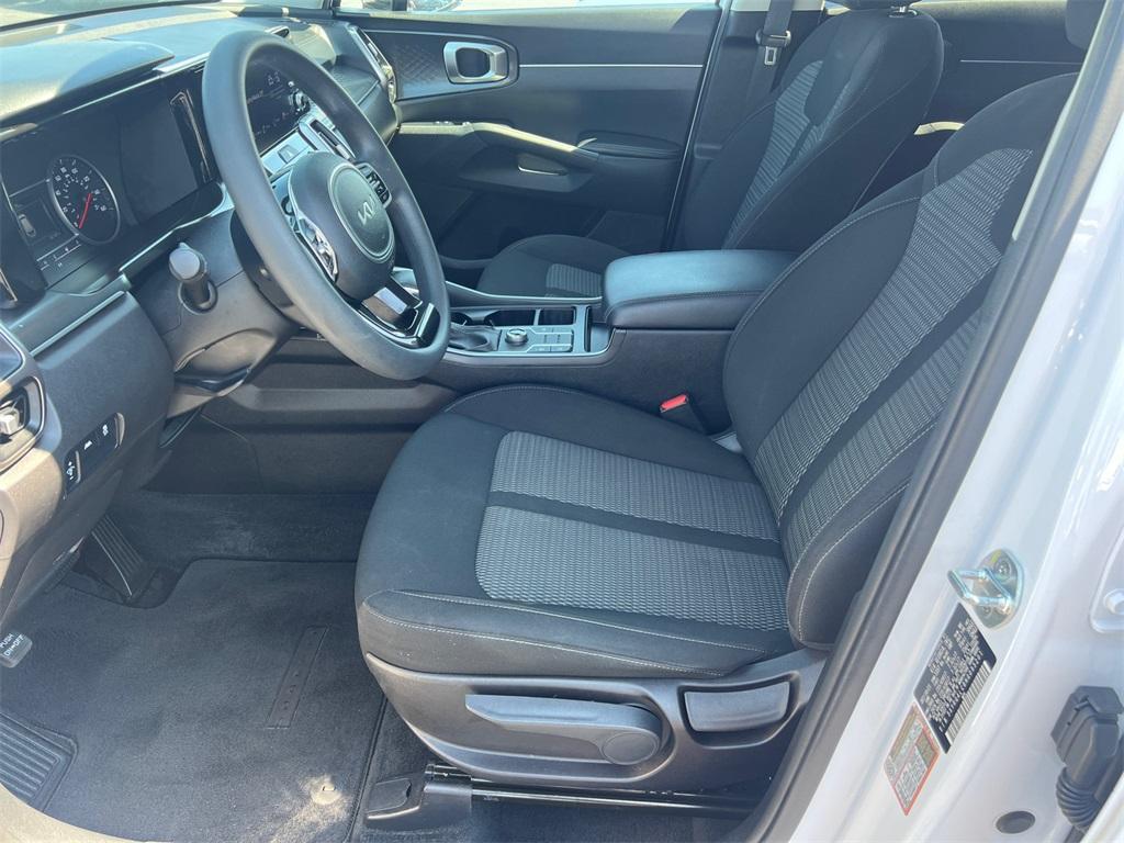 used 2022 Kia Sorento car, priced at $25,961
