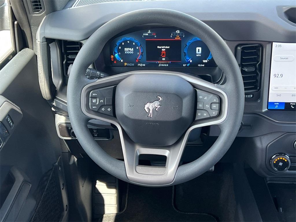 new 2025 Ford Bronco car, priced at $40,675