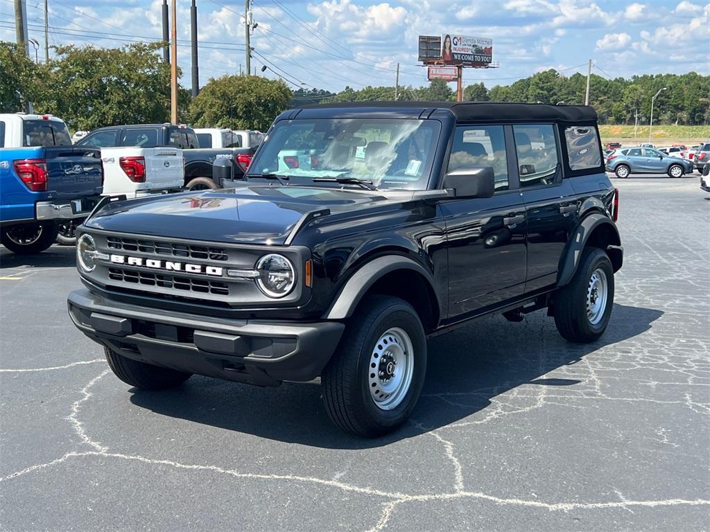 new 2025 Ford Bronco car, priced at $40,675