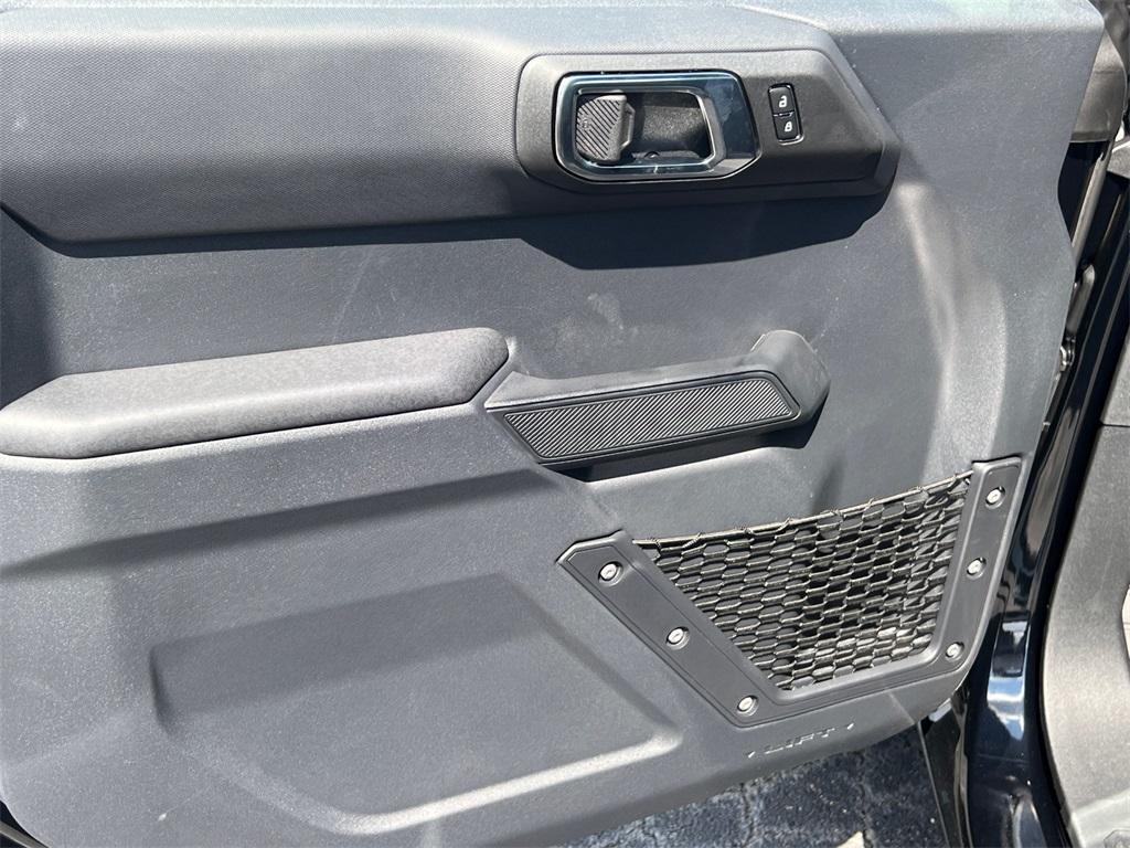new 2025 Ford Bronco car, priced at $40,675