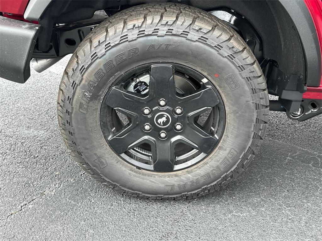 new 2025 Ford Bronco car, priced at $48,995