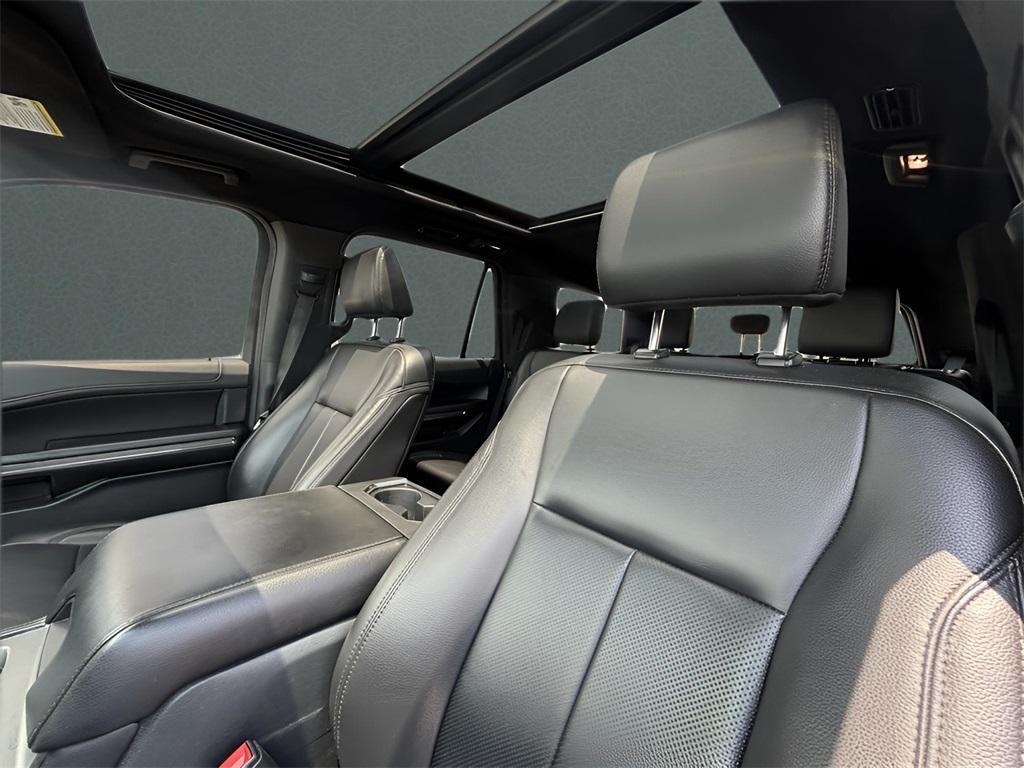 used 2021 Ford Expedition car, priced at $31,822