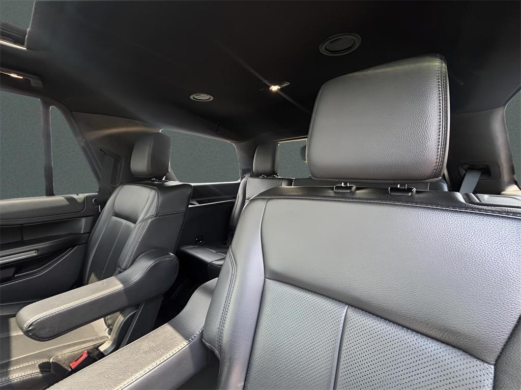 used 2021 Ford Expedition car, priced at $31,822
