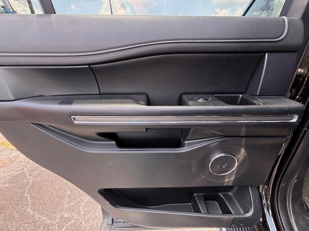 used 2021 Ford Expedition car, priced at $31,822