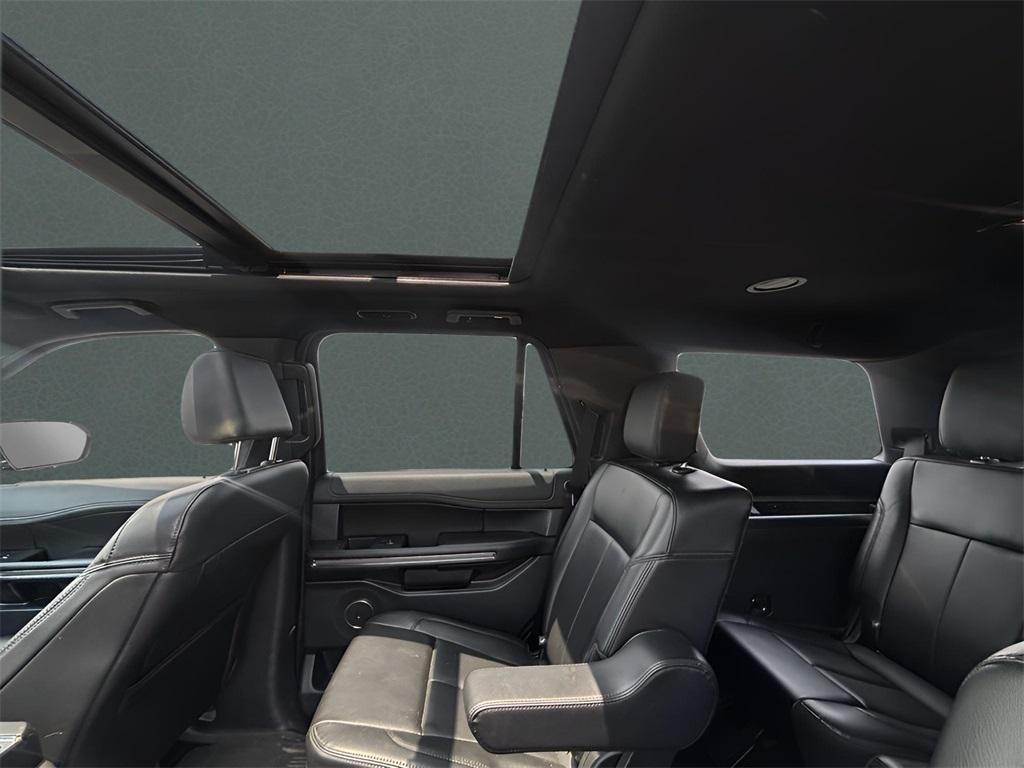 used 2021 Ford Expedition car, priced at $31,822