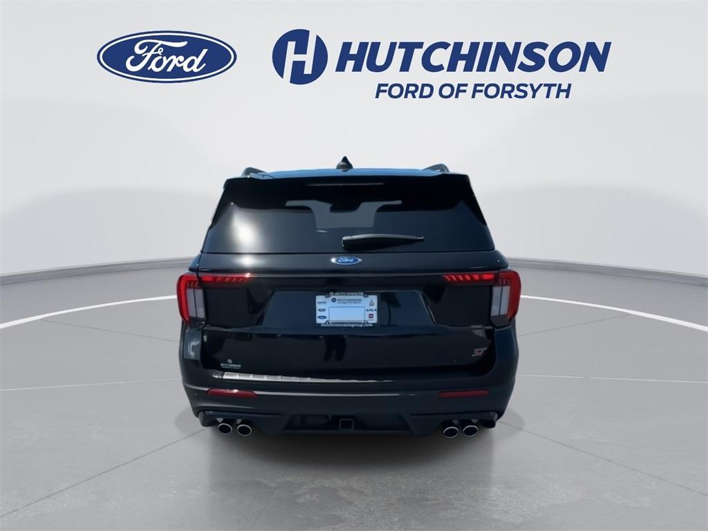 new 2025 Ford Explorer car, priced at $55,058