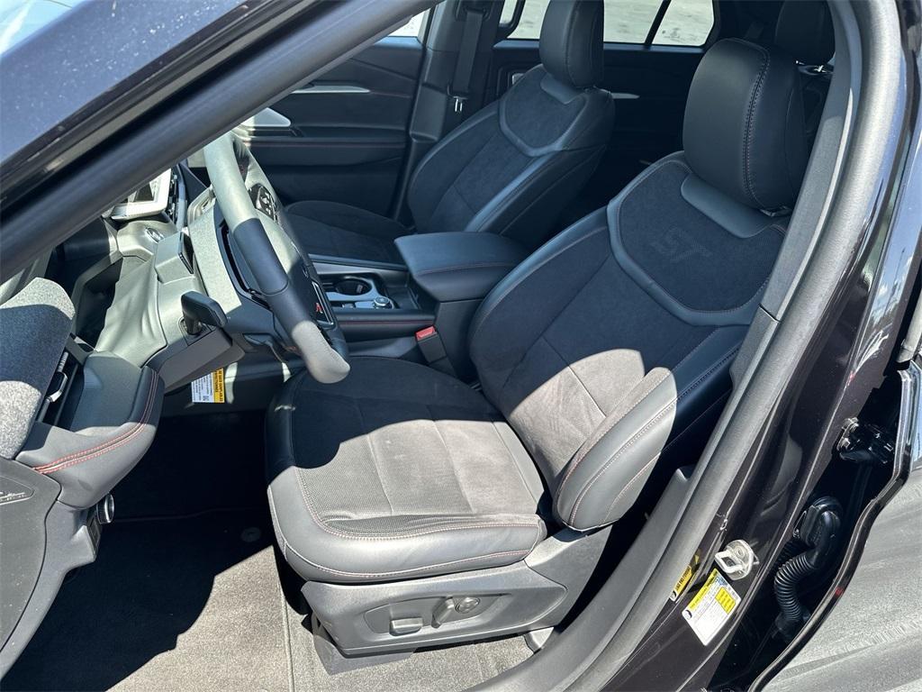 new 2025 Ford Explorer car, priced at $55,058