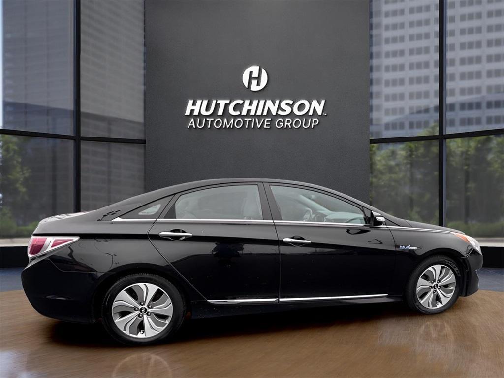 used 2014 Hyundai Sonata Hybrid car, priced at $7,995