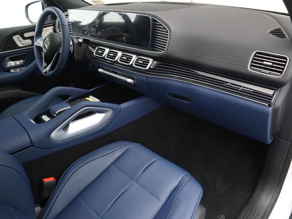 new 2026 Mercedes-Benz GLE 580 car, priced at $118,200