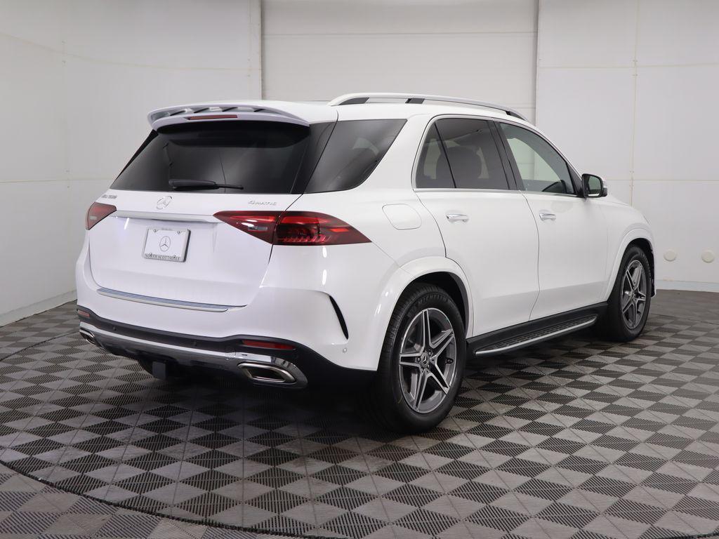 new 2026 Mercedes-Benz GLE 580 car, priced at $118,200