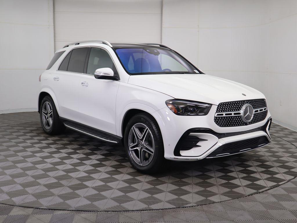 new 2026 Mercedes-Benz GLE 580 car, priced at $118,200