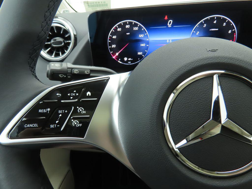 new 2026 Mercedes-Benz GLA 250 car, priced at $49,620