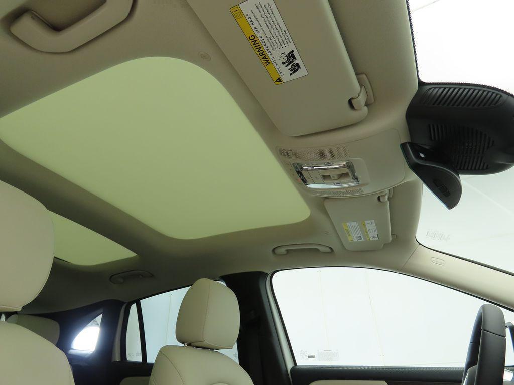 new 2026 Mercedes-Benz GLA 250 car, priced at $49,620