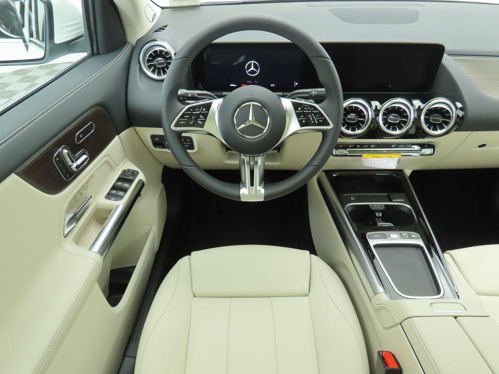 new 2026 Mercedes-Benz GLA 250 car, priced at $49,620