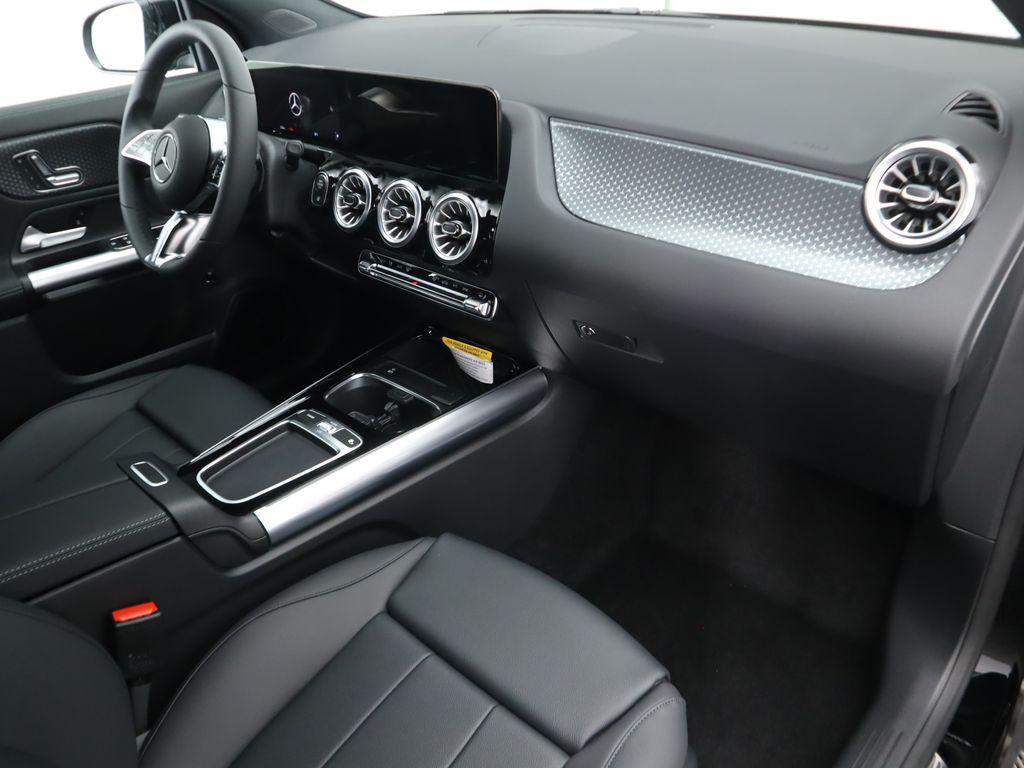 used 2025 Mercedes-Benz GLA 250 car, priced at $38,984