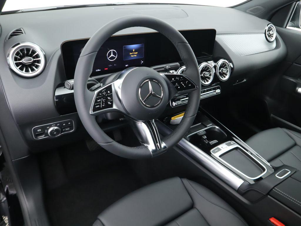 used 2025 Mercedes-Benz GLA 250 car, priced at $38,984