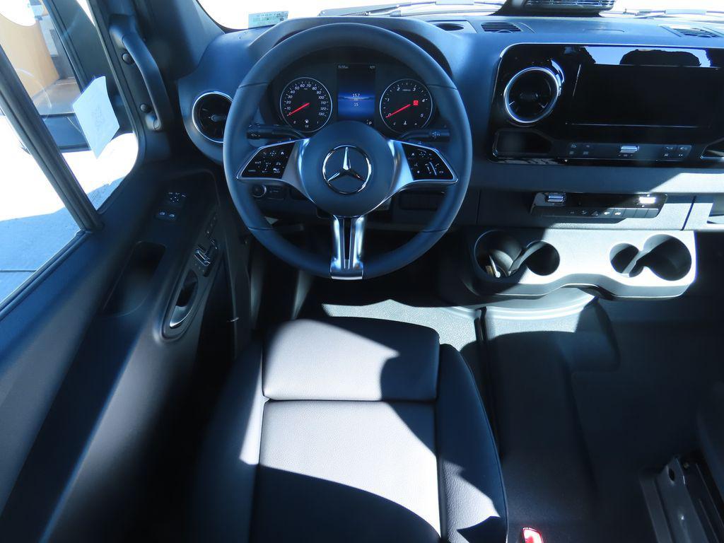 new 2025 Mercedes-Benz Sprinter 2500 car, priced at $83,615