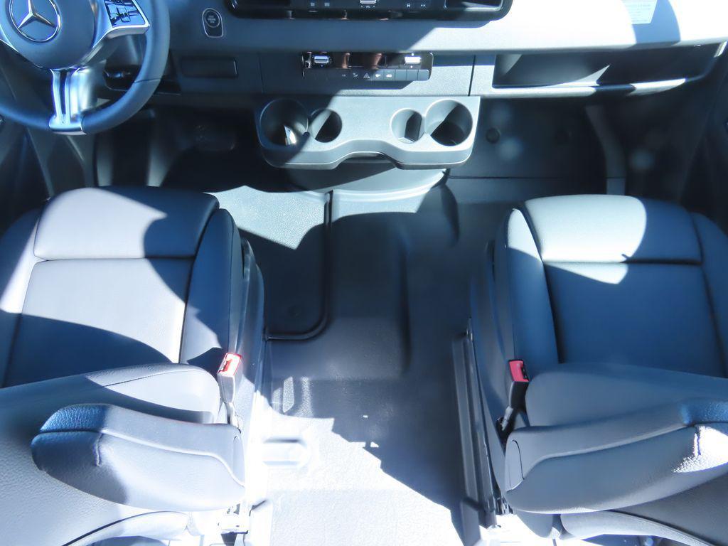 new 2025 Mercedes-Benz Sprinter 2500 car, priced at $83,615