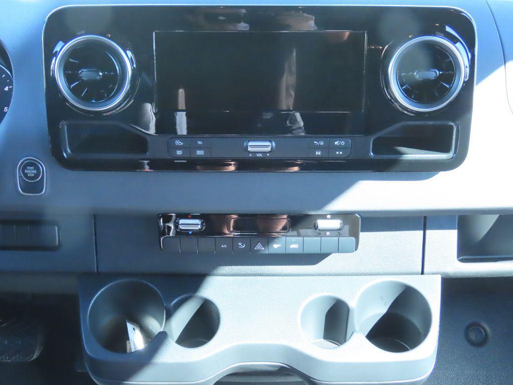 new 2025 Mercedes-Benz Sprinter 2500 car, priced at $83,615