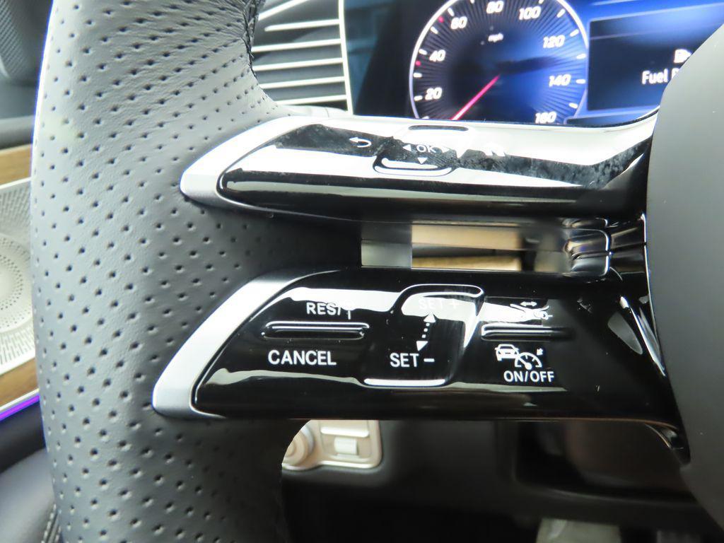 new 2025 Mercedes-Benz GLS 450 car, priced at $95,365