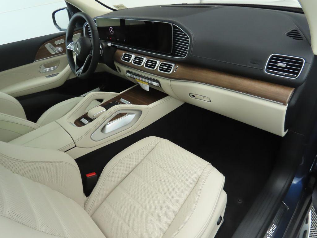 new 2026 Mercedes-Benz GLE 580 car, priced at $100,075