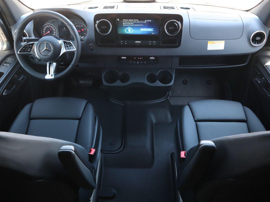 new 2025 Mercedes-Benz Sprinter 2500 car, priced at $82,294