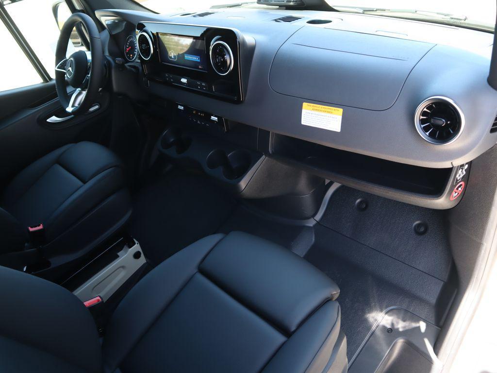 new 2025 Mercedes-Benz Sprinter 2500 car, priced at $82,294