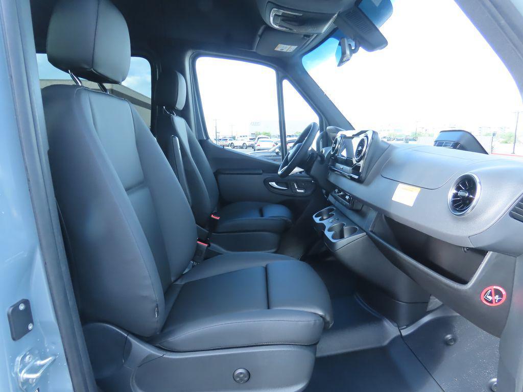 new 2026 Mercedes-Benz Sprinter 2500 car, priced at $81,333