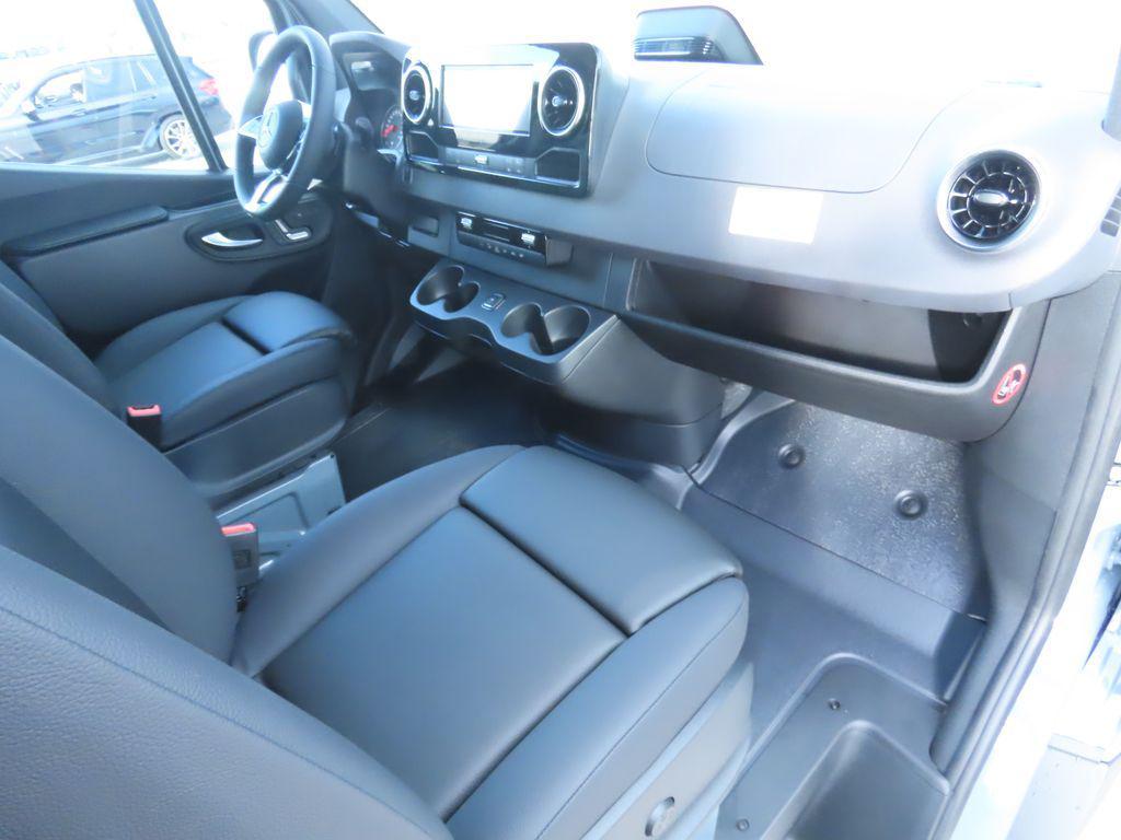 new 2026 Mercedes-Benz Sprinter 2500 car, priced at $81,333