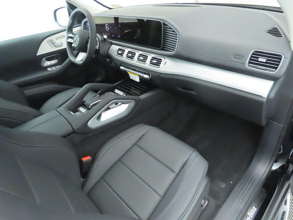 new 2026 Mercedes-Benz GLS 450 car, priced at $101,655