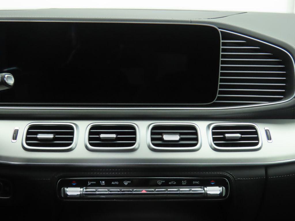 new 2025 Mercedes-Benz AMG GLS 63 car, priced at $152,535