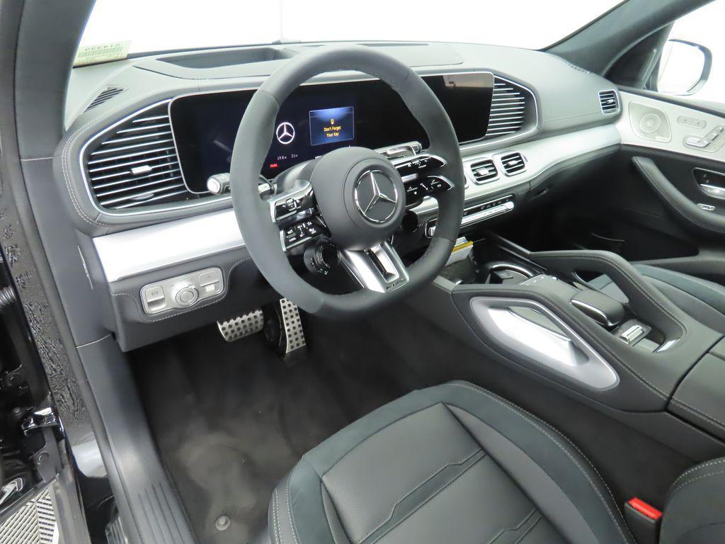 new 2025 Mercedes-Benz AMG GLS 63 car, priced at $152,535