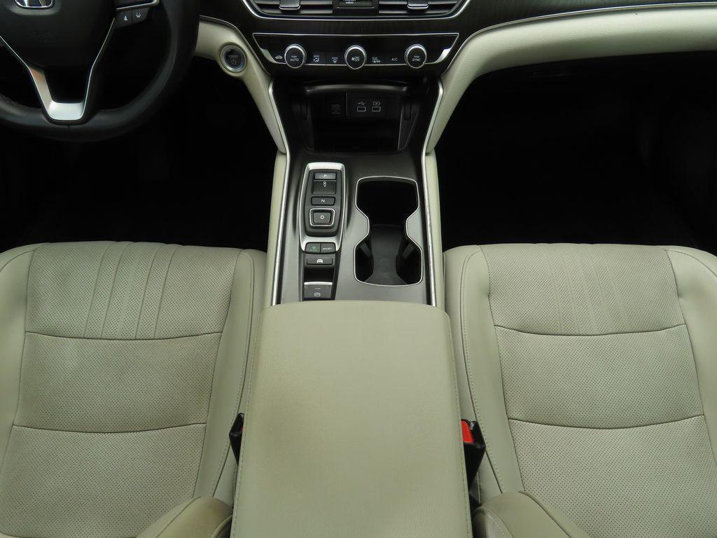 used 2021 Honda Accord Hybrid car, priced at $23,991