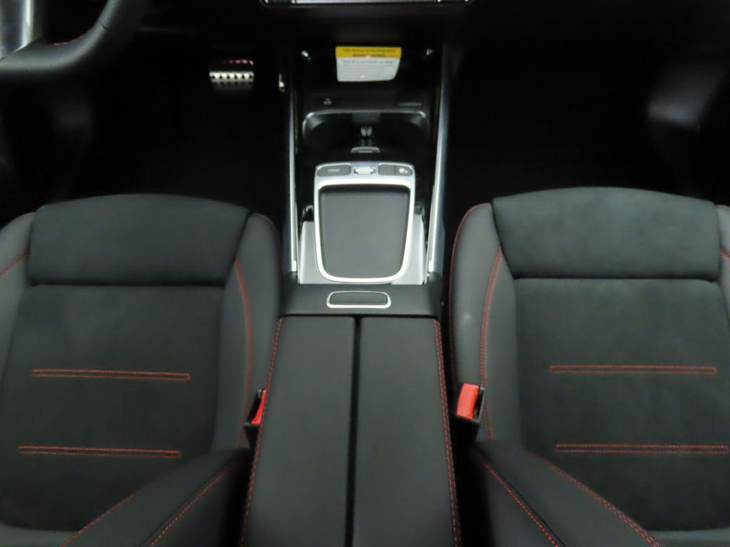 used 2025 Mercedes-Benz GLB 250 car, priced at $39,994