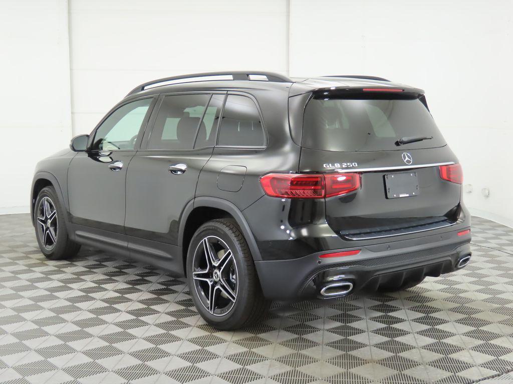 used 2025 Mercedes-Benz GLB 250 car, priced at $39,994