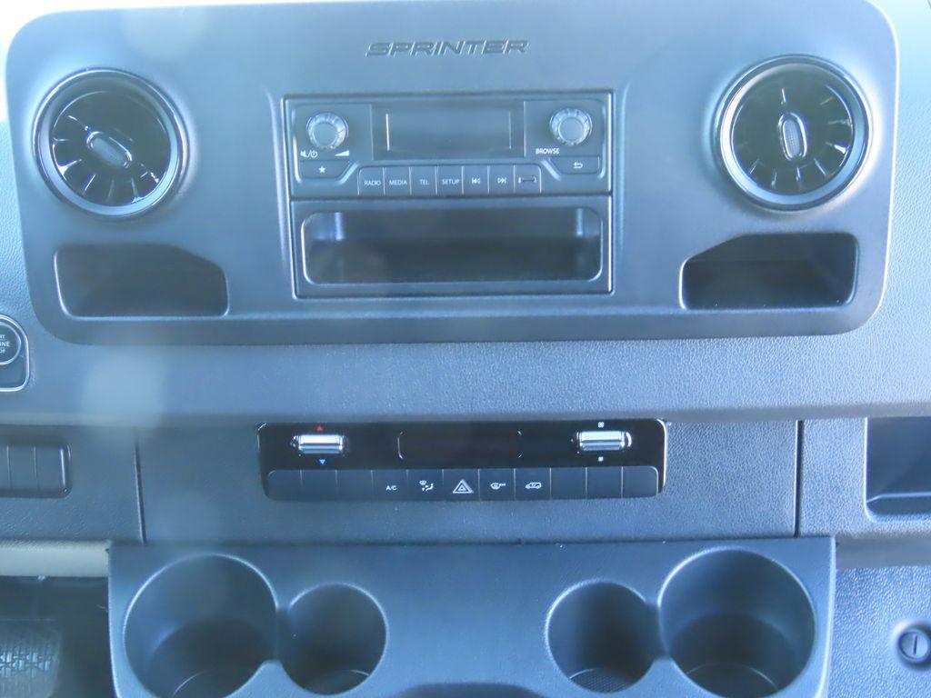 new 2025 Mercedes-Benz Sprinter 3500 car, priced at $72,239