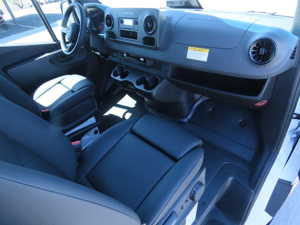 new 2025 Mercedes-Benz Sprinter 3500 car, priced at $72,239