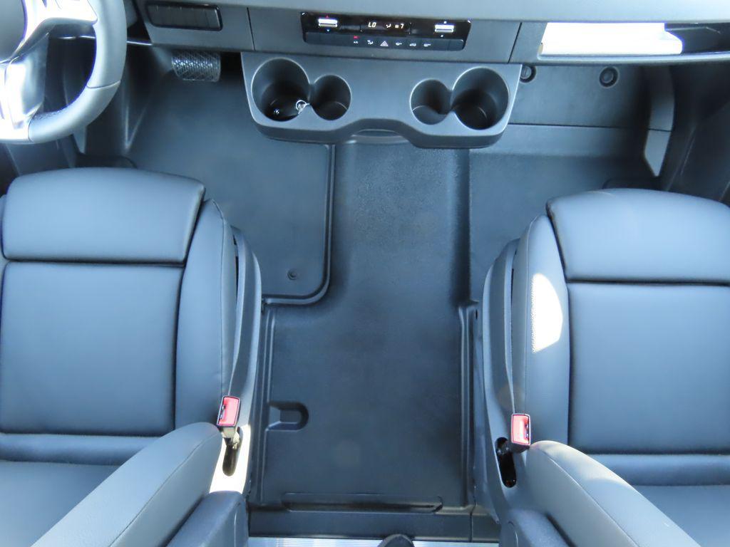 new 2025 Mercedes-Benz Sprinter 2500 car, priced at $79,298