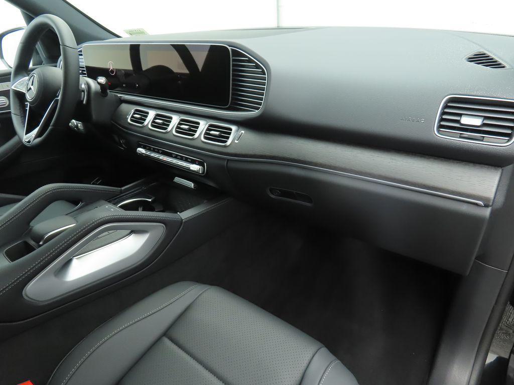new 2026 Mercedes-Benz GLE 350 car, priced at $68,915