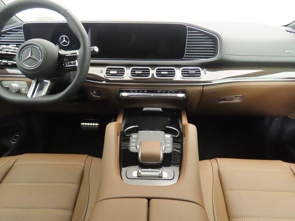 new 2026 Mercedes-Benz GLS 580 car, priced at $127,590