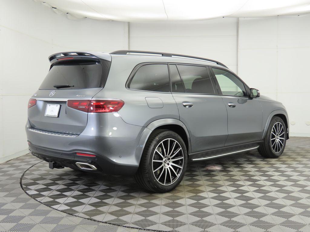 new 2026 Mercedes-Benz GLS 580 car, priced at $127,590
