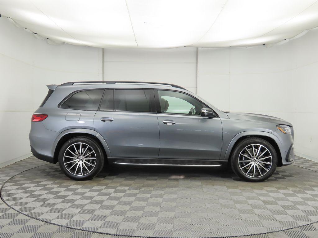 new 2026 Mercedes-Benz GLS 580 car, priced at $127,590
