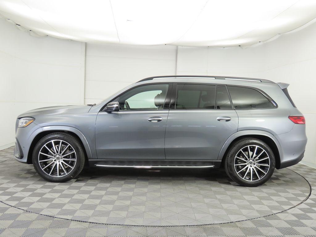 new 2026 Mercedes-Benz GLS 580 car, priced at $127,590
