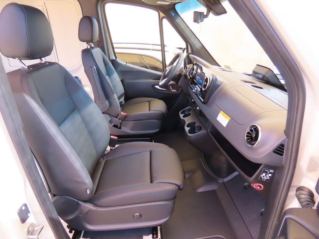 new 2025 Mercedes-Benz Sprinter 2500 car, priced at $82,294