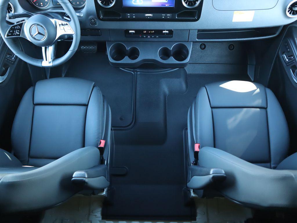 new 2025 Mercedes-Benz Sprinter 2500 car, priced at $82,294