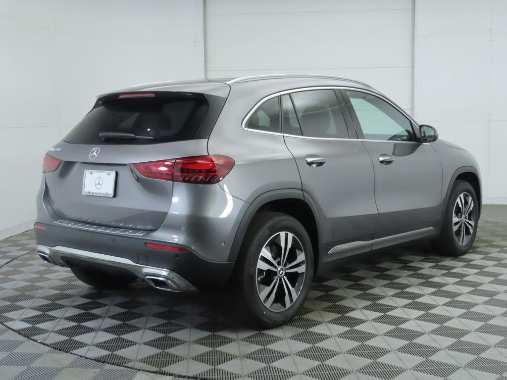 new 2025 Mercedes-Benz GLA 250 car, priced at $47,695