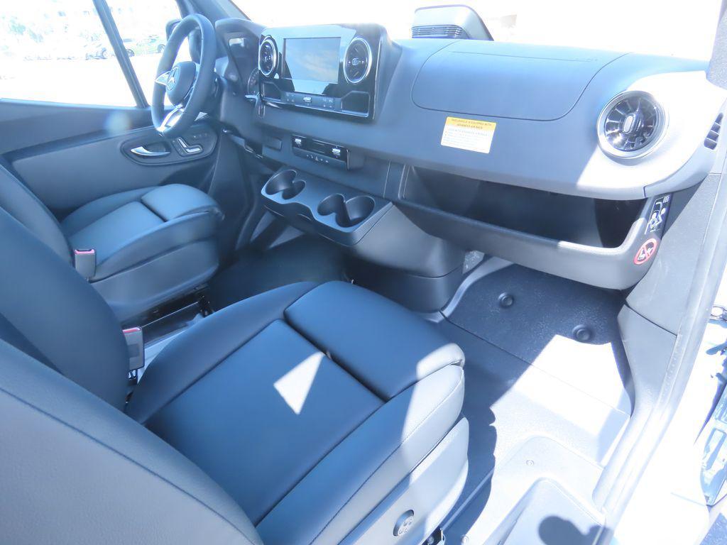 new 2025 Mercedes-Benz Sprinter 2500 car, priced at $79,831